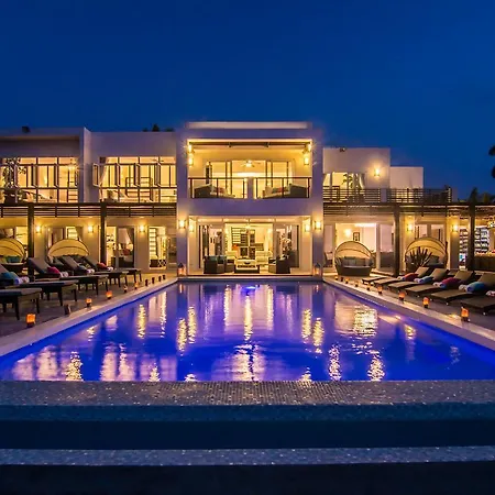 Dreamtime By The Sea Seven Bedroom Villa